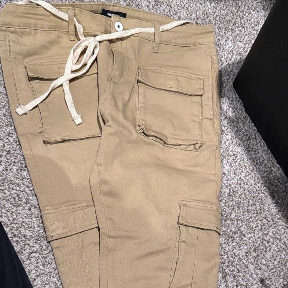 Fashion Nova Khaki Cargo Pants for Men